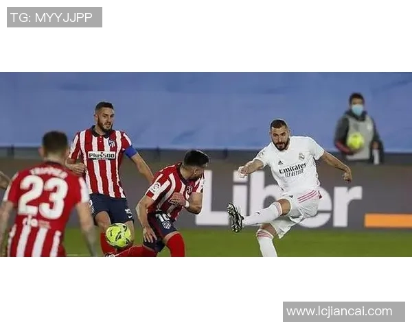 齐达内欧冠传奇之路:从球场英雄到教练巅峰的完美转身 齐达内欧冠传奇之路:从球场英雄到教练巅峰的完美转身