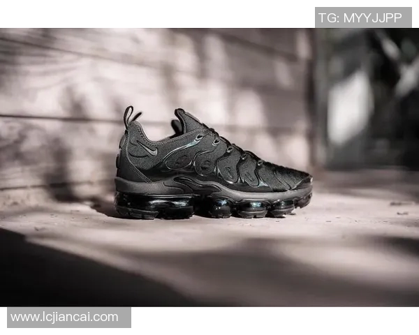 运动鞋科技革新与潮流趋势的完美结合助力运动表现与时尚风采