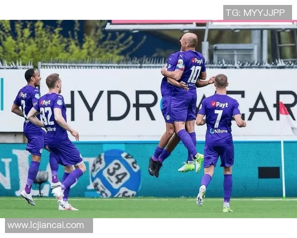 荷乙精英主场迎战特尔斯达期待精彩对决与精彩进球 荷乙精英主场迎战特尔斯达期待精彩对决与精彩进球