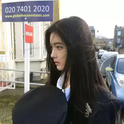 黄莉颖